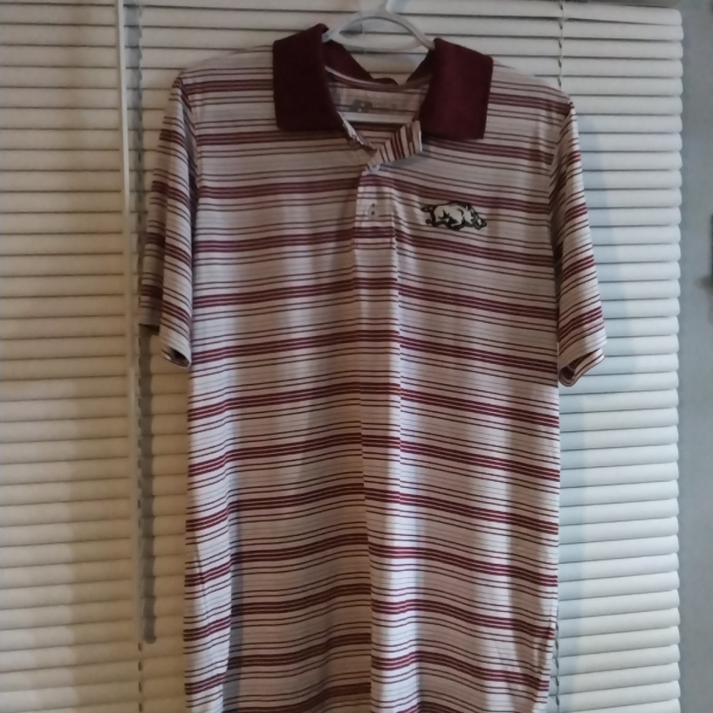 Men's razorback polo size medium brand Russell